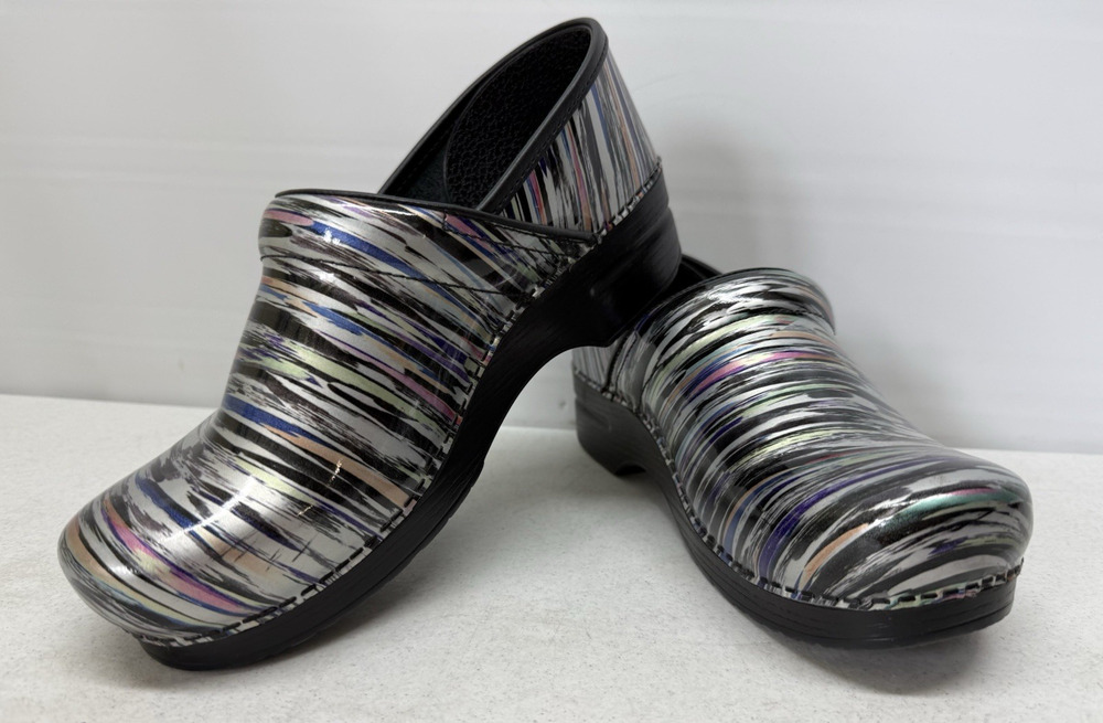Dansko Professional Stripe Patent Leather Nursing Clogs Shoes Womens 41 / 11